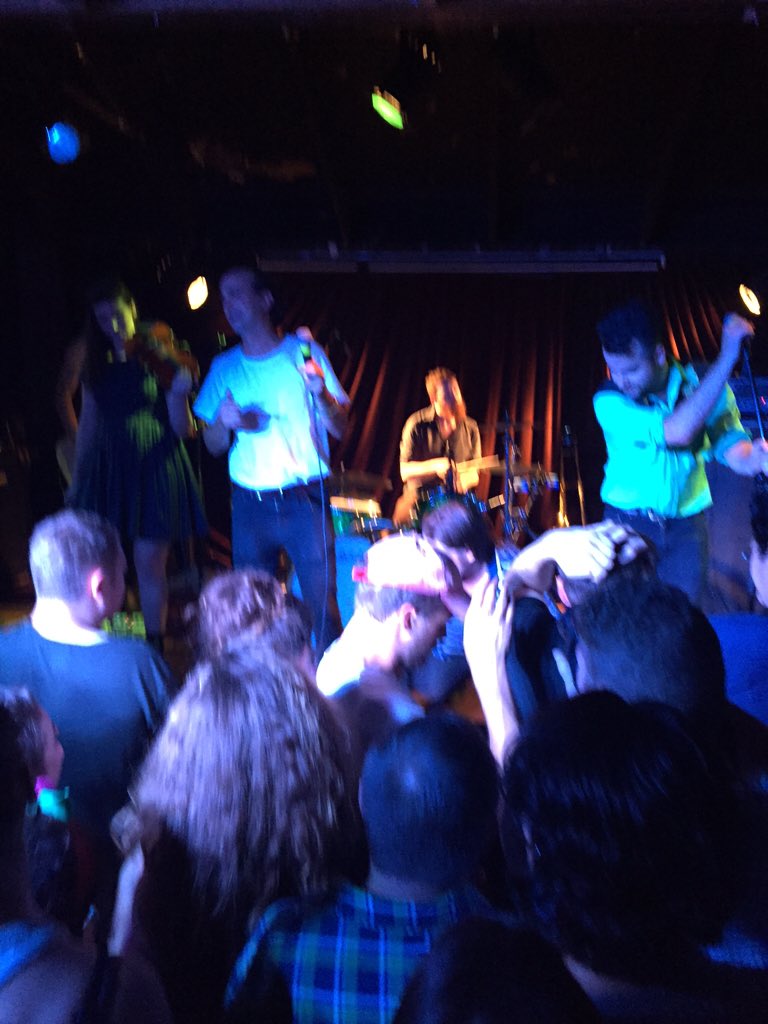 Going out in brilliant style <a href="/TwinBeasts/">Twin Beasts</a>