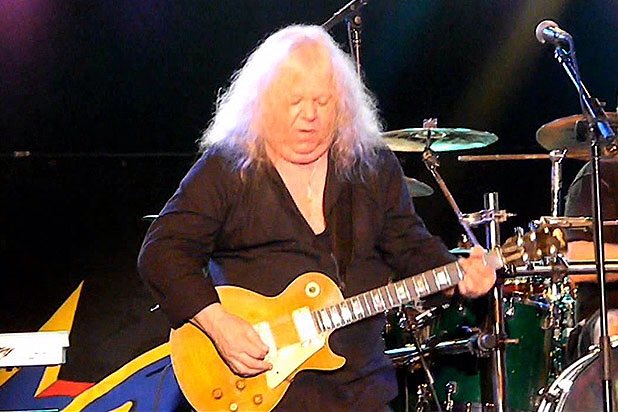 LocoFM's tweet photo. Nu Gary Richrath (REO Speedwagon) #OdeAanDeDoden https://t.co/YXq8as4clM