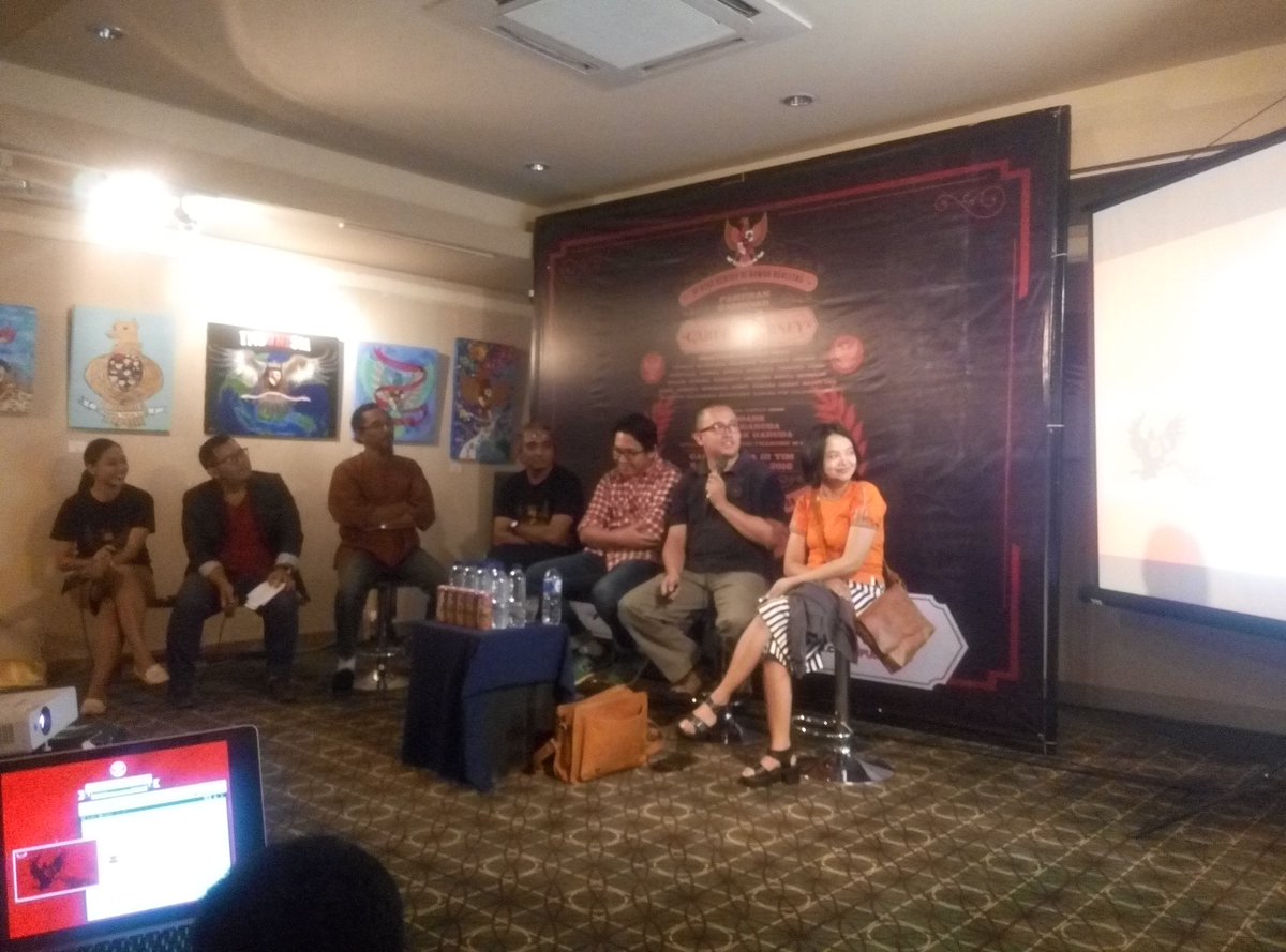 <a href="/widhyatmoko/">Danu Widhyatmoko</a> dari <a href="/kepakgaruda/">Kepak Garuda</a> menjelaskan materi  #GarudaJourney