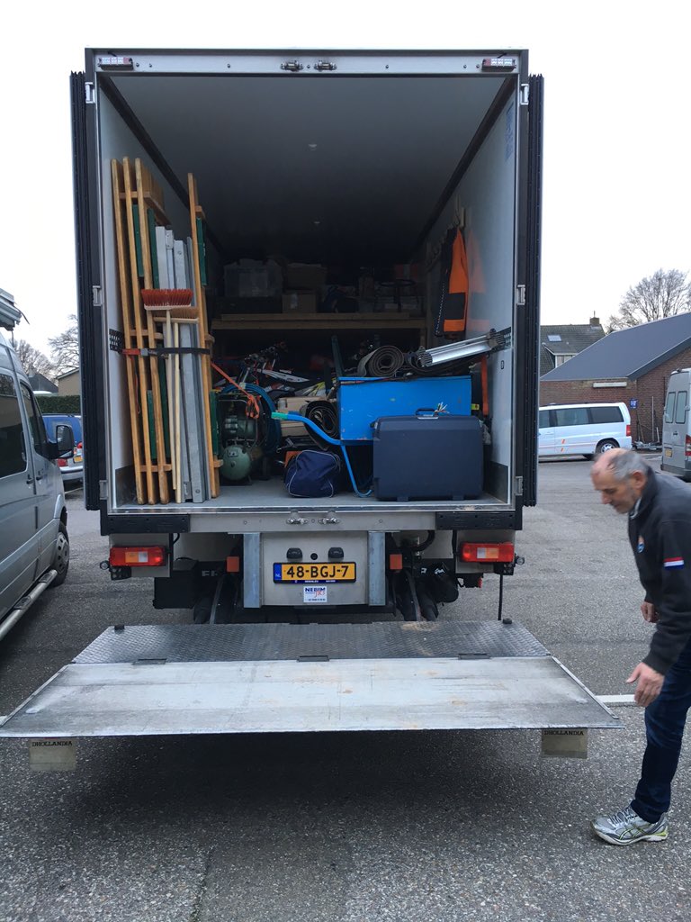 MXTalentKNMV's tweet photo. Materiaal #KNMV selectie klaar voor vertrek winterstage 2016 ! https://t.co/w9tXxa4vsp