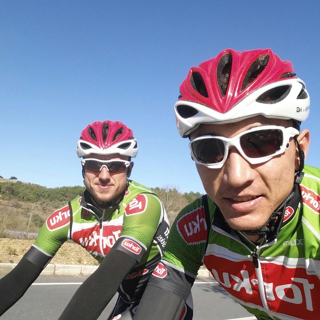 Ahmet Örken &amp; Ferit Şamlı Alanyada beraber çalışıyorlar @torkucikolata <a href="/CunarMehmet/">Mehmet Çınar</a> <a href="/SalcanoBisiklet/">SALCANO</a> <a href="/ahmetorkenn/">Ahmet Örken</a>