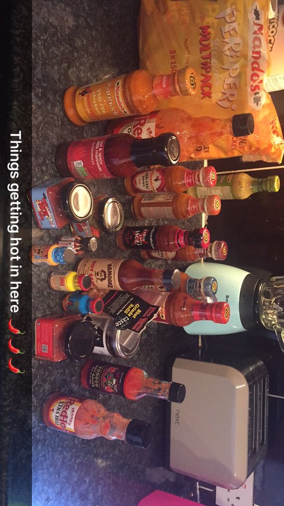 JamieTugboat101's tweet photo. Today is a good day !!! 🌶🌶@NandosUK https://t.co/klvbopqanL