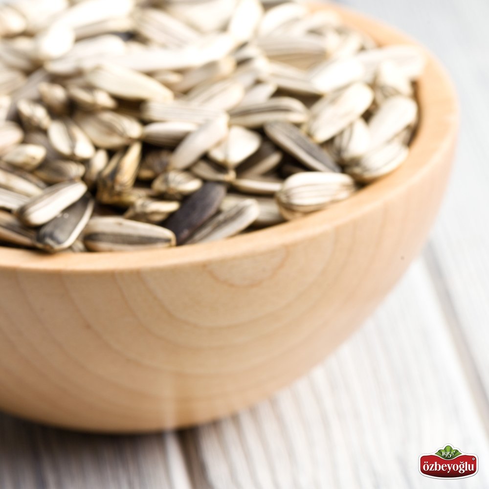 Bilmiyorum ne hâldeyim,
Çitliyorum gündüz gece, gündüz gece, gündüz gece vay!