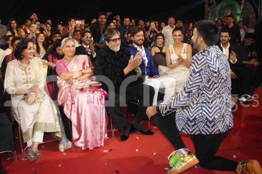 Embedded image permalink