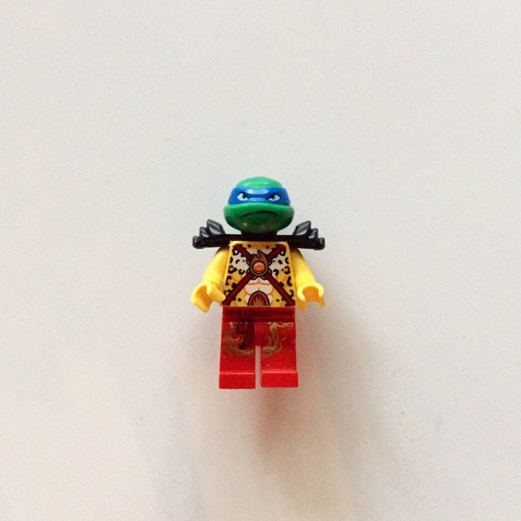 eugg's tweet photo. My son's little chimera--a mix of ninja turtle, chima, and ninjago. This is why #Lego is awesome. https://t.co/hNls2h1yfT