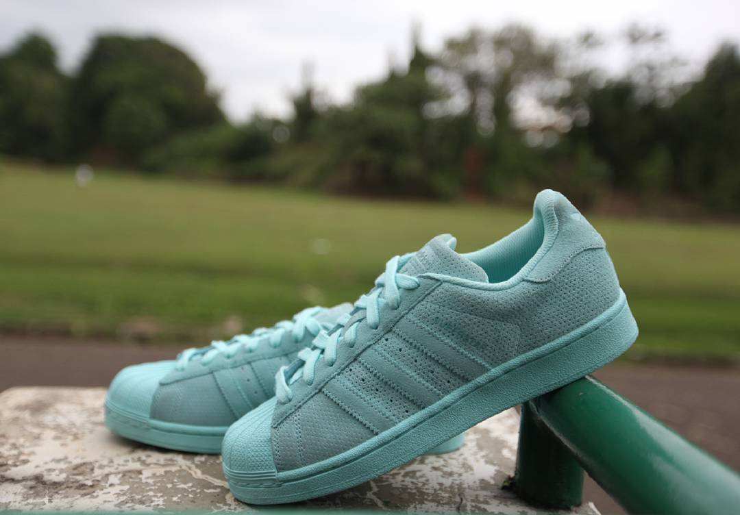 Adidas Superstar RT
Size 41 44
450rb
BBM: 5417864C

Up <a href="/FS_80cs/">FAMILY 3STRIPES</a> @Fao_Collection <a href="/snconceptstore/">IG : SN Concept</a> <a href="/sneakfeed_/">SNEAK FEED INDONESIA</a>