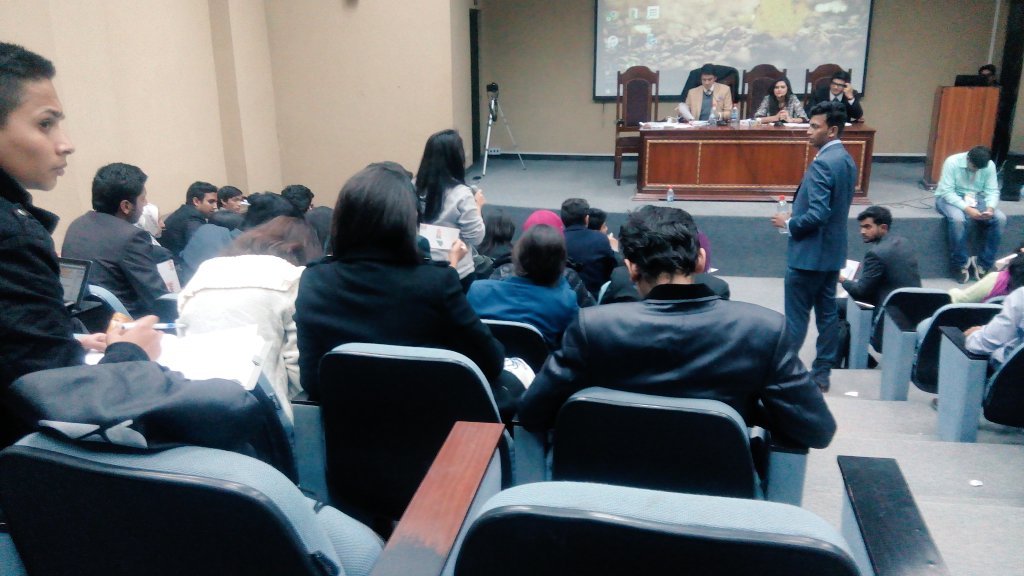 FORMUNFCC's tweet photo. The Crisis Committee is getting extremely heated. #FORMUN16 https://t.co/OJZG9sgR7N