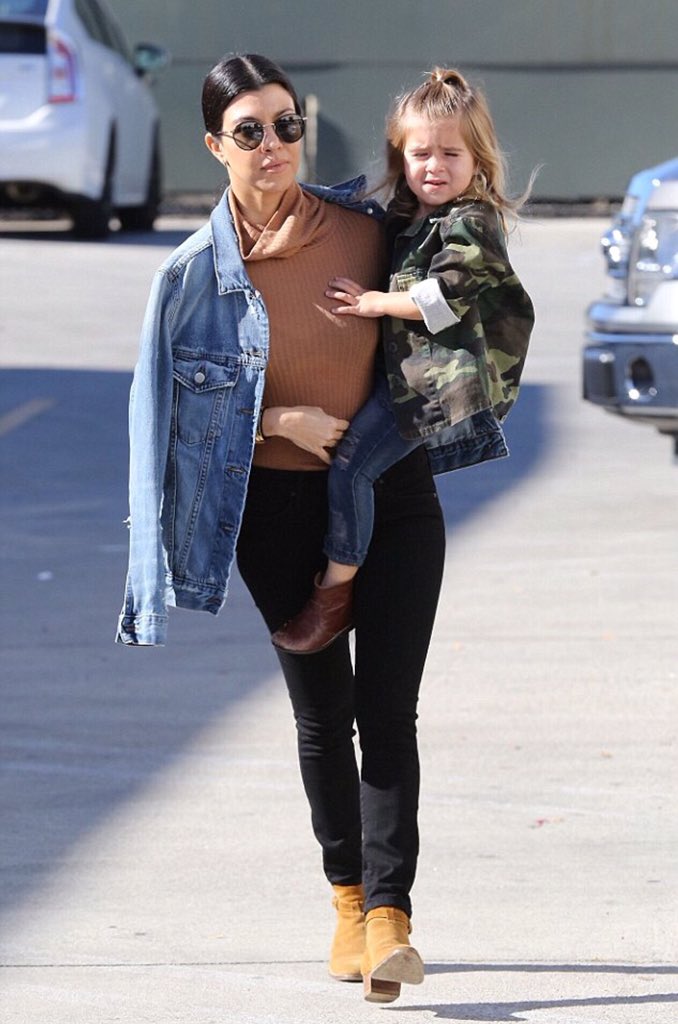 KweenKourtneyK's tweet photo. ❤️❤️❤️❤️❤️ https://t.co/PYX5ezoFTg