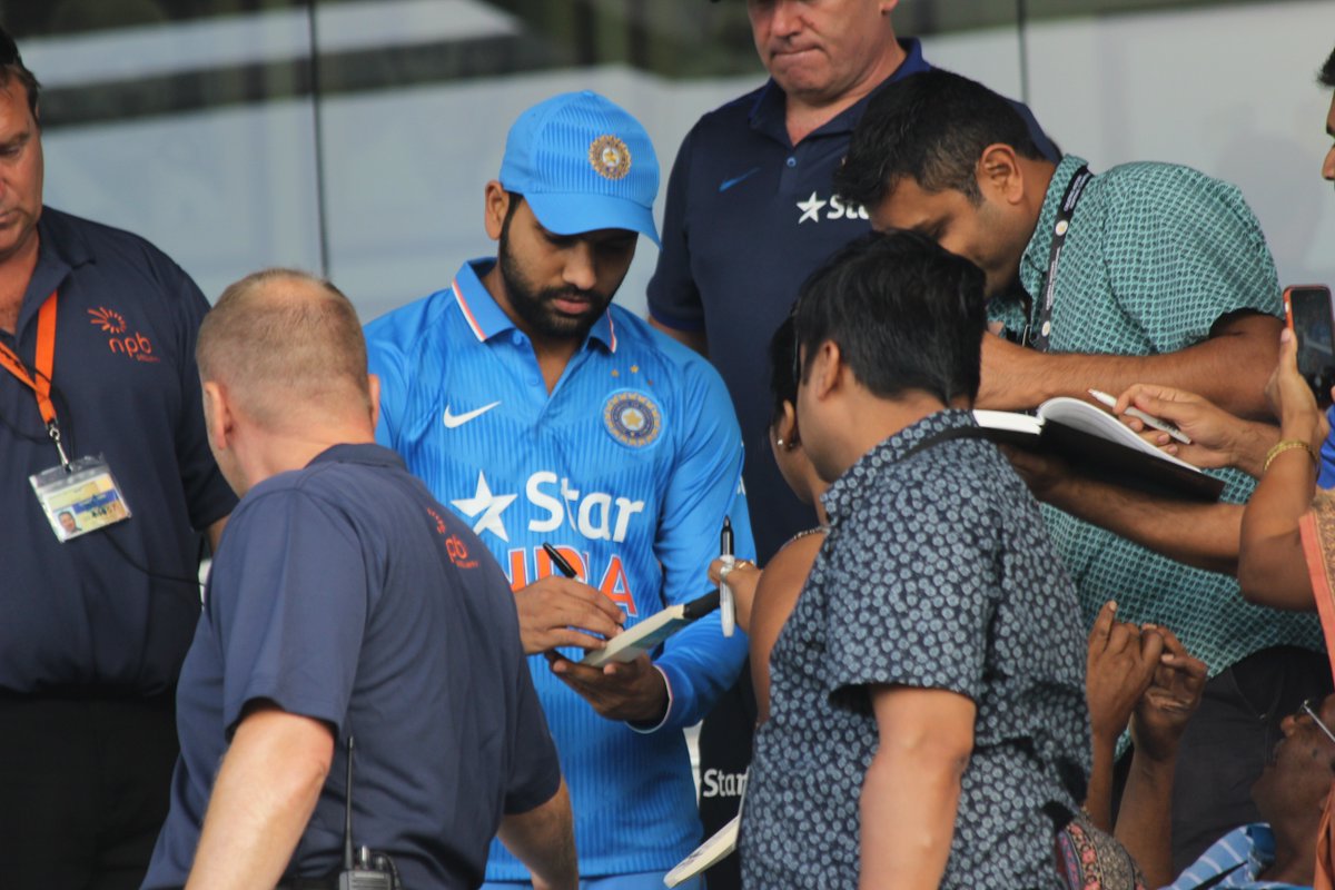 Gestures like these that make a fan's day and some members of Team India sure put a smile on some faces #WAXIvIND