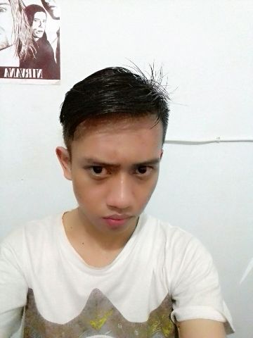 Pap Enggar malam ini loh~~~