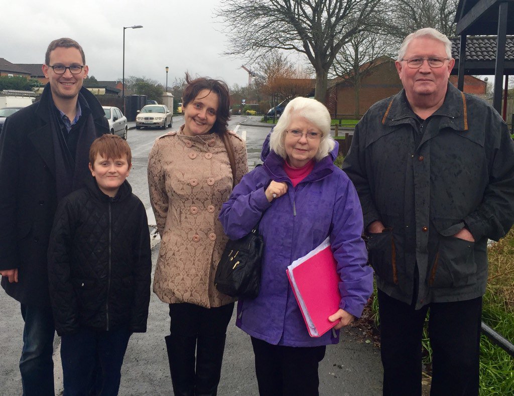 Thanks to Gerry, Brenda, Jayne, Issac, Darren and Anne-Claire for braving the rain in Southmead! #labourdoorstep