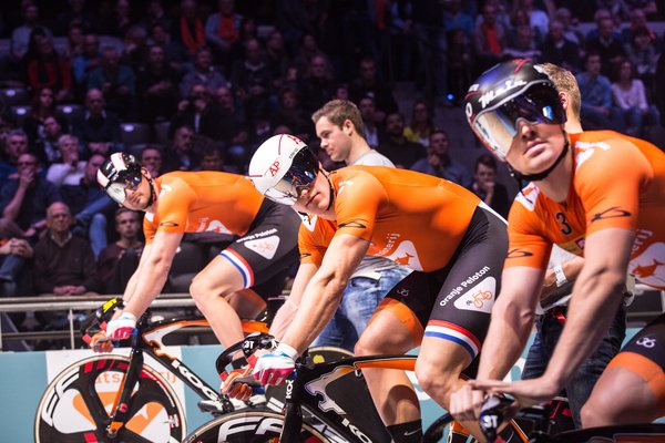 Hoe de '3 H's' een teamsprint beleven? Nou, zo dus! tinyurl.com/z7tqsts #zesdaagse