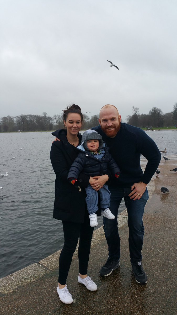 kgalloway85's tweet photo. Enjoying our time in the UK https://t.co/OTGBL3PId2