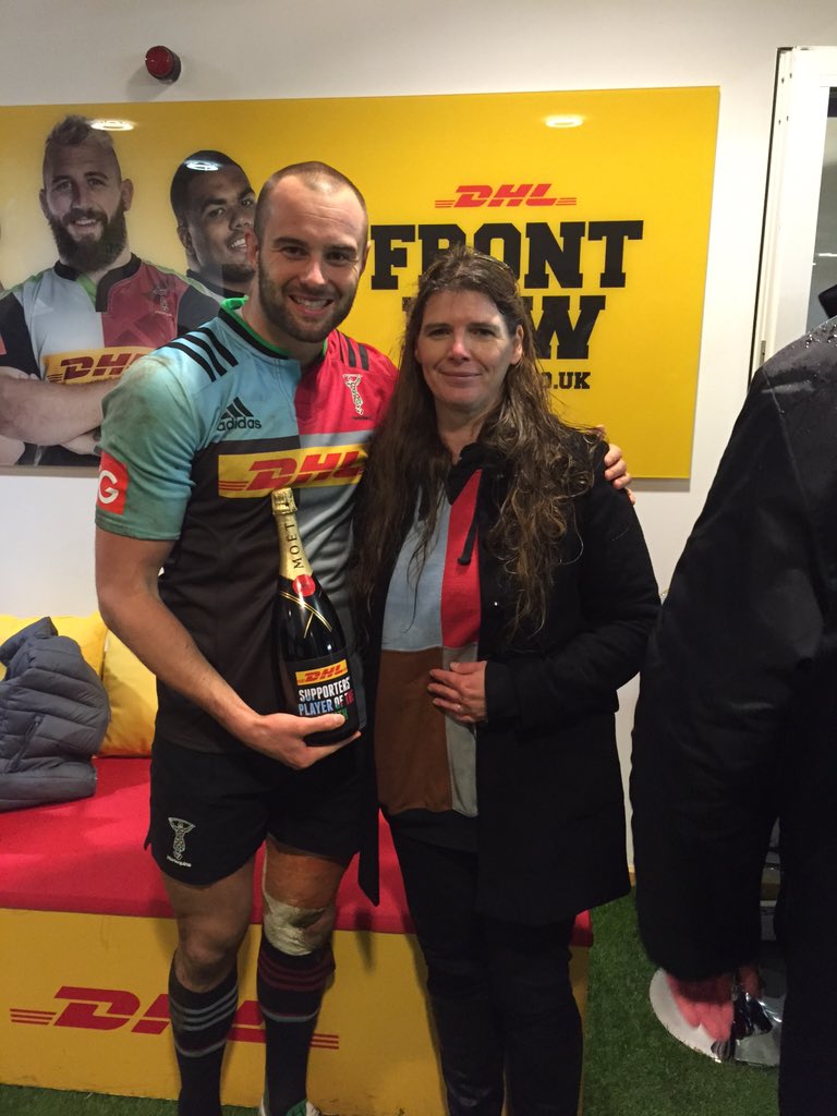 DHLRugbyUK's tweet photo. Immediately after the match Quins fan Catherine Jones presented @Chisholm_Ross with his #DHLSPOTM award! https://t.co/I2qk9ok2iO