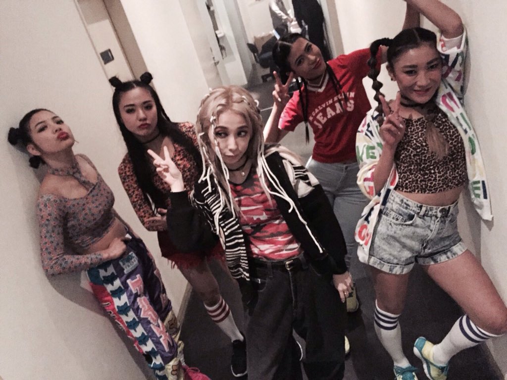 A K I H O No 92 No 1 5 Line生放送最高やったー ミリヤさんめっちゃ可愛いかった 会いたい気持ちがめっちゃ高まったー O 2時まで起きててよかった 加藤ミリヤ Ageha Line生放送 T Co Ujsdauu8iy