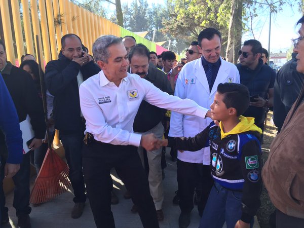 Habrán juegos de Grandes Ligas en la Ciudad de México - CYS4VXgUAAEISBO