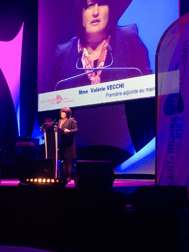 BoudelierL's tweet photo. Valérie Vécchi, première adjointe à #SaintHilaireDeRiez promeut la culture, le respect et la réussite de nos jeunes. https://t.co/Cl95K0zTdP