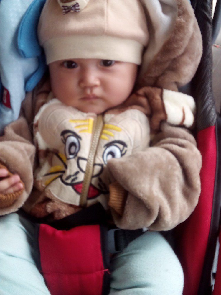 Adek vano kangen papa ya nak....