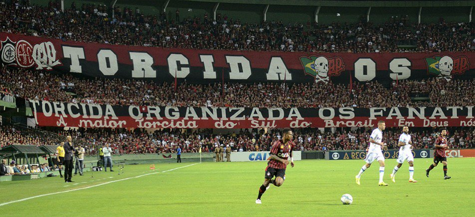esportebandab's tweet photo. Presidente do Atlético não descarta jogar no Couto Pereira, mas desafia torcida a ir
https://t.co/ZtBjggFXFe https://t.co/yWv0tGgr0f