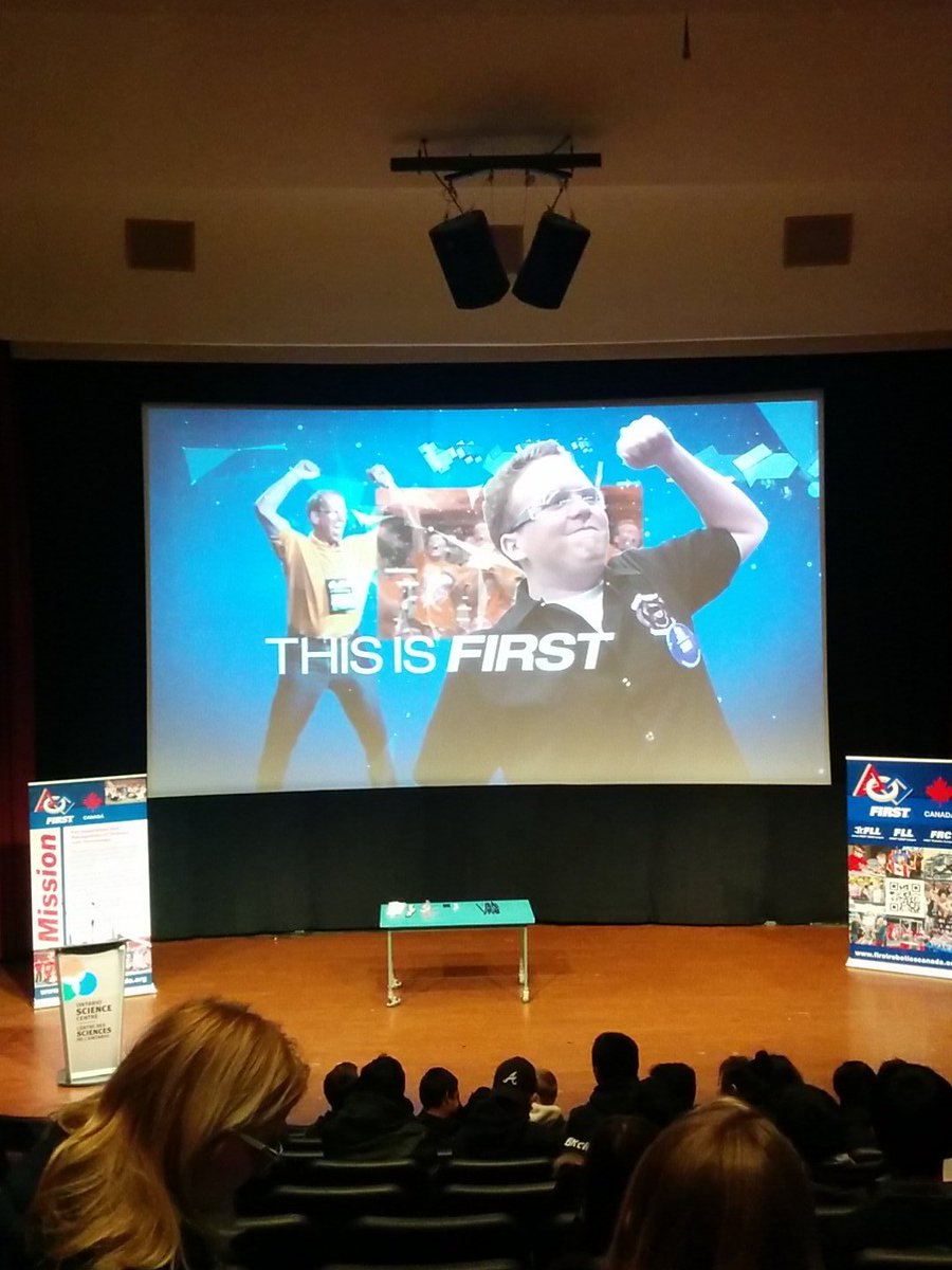 TeamNACI2935's tweet photo. Let's see what all the buzz is about!!!!! #StrongHold2016 #finally #getintoit #whatGift? @Crystal_Ftns https://t.co/kOQGb3tkvX