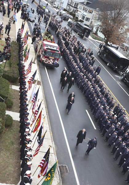 BillBrettBoston's tweet photo. My photos of Mike Mullane's funeral. w/ @BostonFire @LOCAL_718 @THE_PFFM #FireFighter #Union #Boston https://t.co/jK9whg7LEO