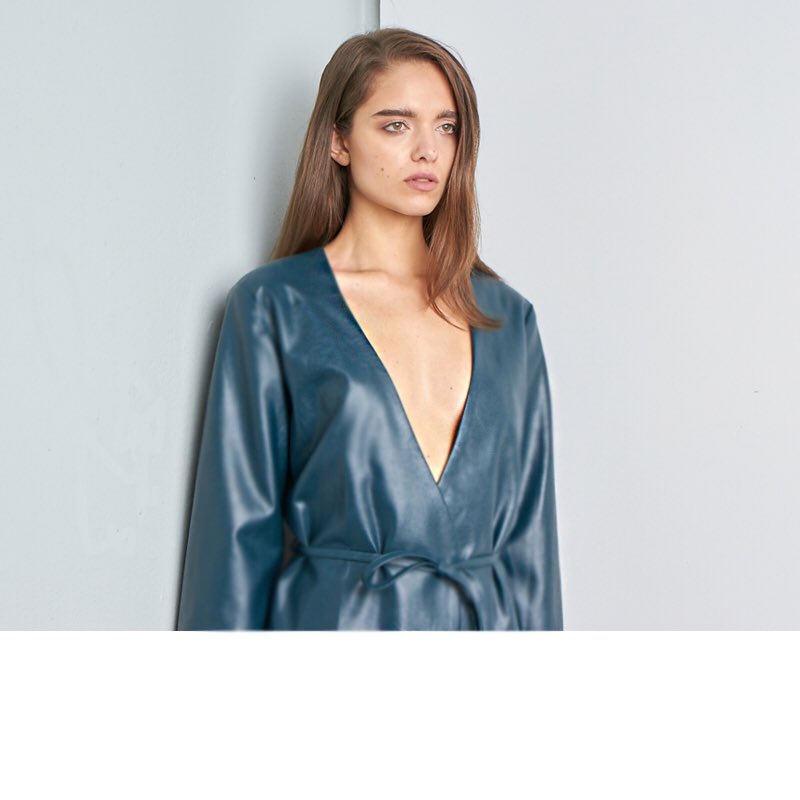 NeonRoseStore's tweet photo. NEW IN - WRAP JACKET
#ootd #ootn #newin #wiwt #wrapjacket #SS16 #fblogger #fbloggers #minimal https://t.co/nQS0kvcz5I