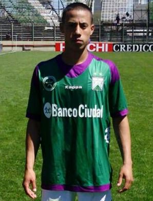 ProyectoPrimera's tweet photo. #PrimeraB #SanTelmo El Candombero ya cuenta con su sexto refuerzo. Es el delantero Alexis Morales Heredia, ex Ferro. https://t.co/hZ9L3BUt5y