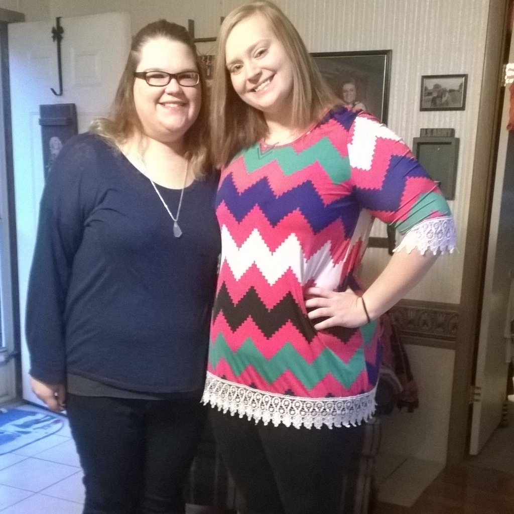 kindrawilson7's tweet photo. Carly and Taylor ready for @winterjam2016 @TheSchott Carly can't wait to see @forkingandcountry they left at 8am. https://t.co/tzZZPaQitc