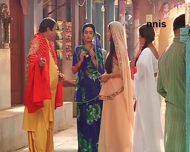 NnisTv's tweet photo. Why Viplav Blames Dhani In Ishq Ka Rang Safed
https://t.co/3pHFkohXLW https://t.co/rvN3hH5kyD