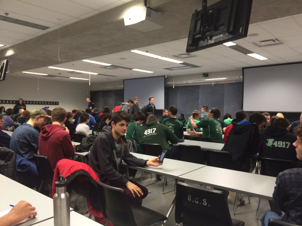 FRC4678's tweet photo. @FIRSTweets 4678 reporting for duty @UWaterlooLIVE https://t.co/nwfIS5nVg0