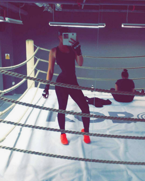 TFosterFR's tweet photo. #INSTAGRAM Tamera boxing two weeks ago. https://t.co/uJLUWAKU49