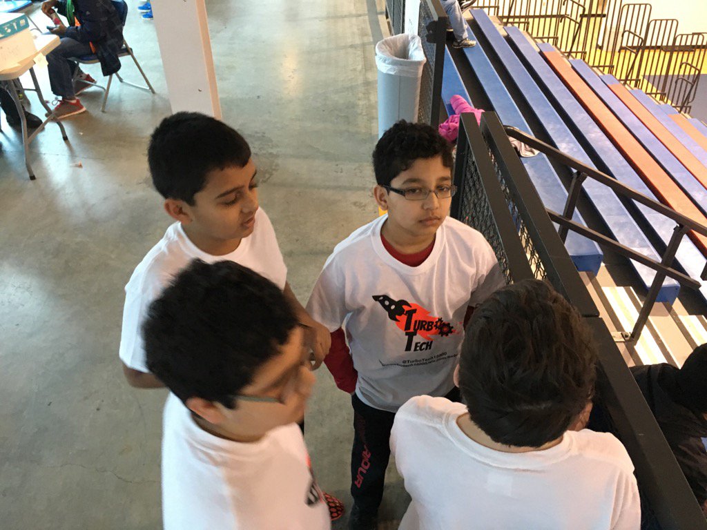 kelleych2's tweet photo. Huddle time for @TurboTech15500 at @firstlegoleague qualifiers https://t.co/kQjuowwURO