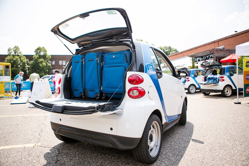 car2goMiami's tweet photo. Ever wondered how to fill up the trunk of a car2go? Here's how to make that happen: https://t.co/RiQJa7LDyJ https://t.co/0985tvR1H7