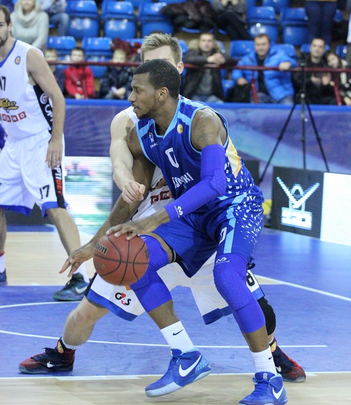 MinskBasket's tweet photo. #Цмокі перамаглі "Калеў" і здолелі набраць 100 ачкоў! https://t.co/dQQ5NF6l2K #belarusbasket #даможамсяразам https://t.co/QVLUq16i6F
