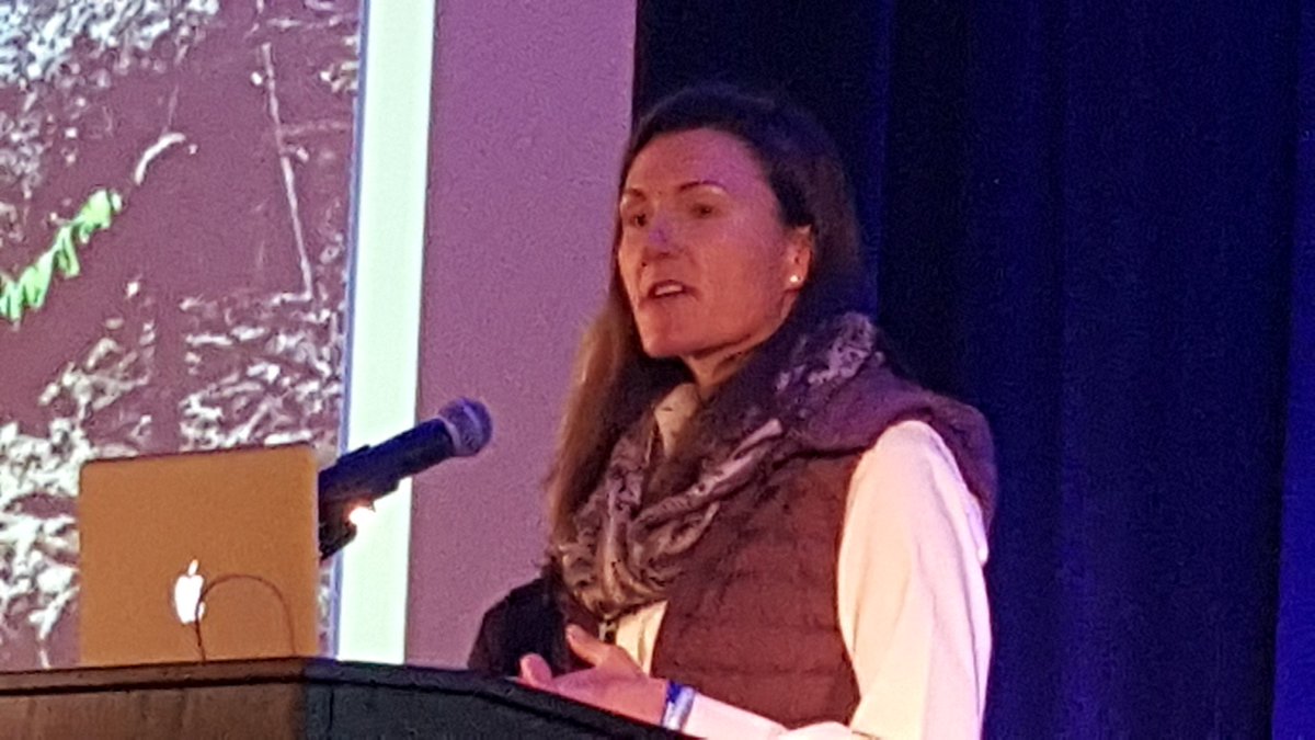 CGPRMarblehead's tweet photo. .@oiwc Pioneering Woman award to Nora Stowell of .@GORETEXna #ORWM16 https://t.co/byKnhqTJP2