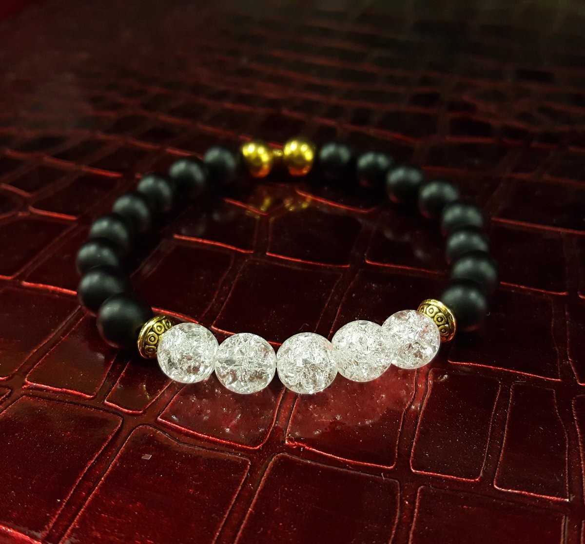 gemvius's tweet photo. Penta Cracked Crystal Bracelets
RT for black
LIKE for white https://t.co/PKPvdkDqgQ