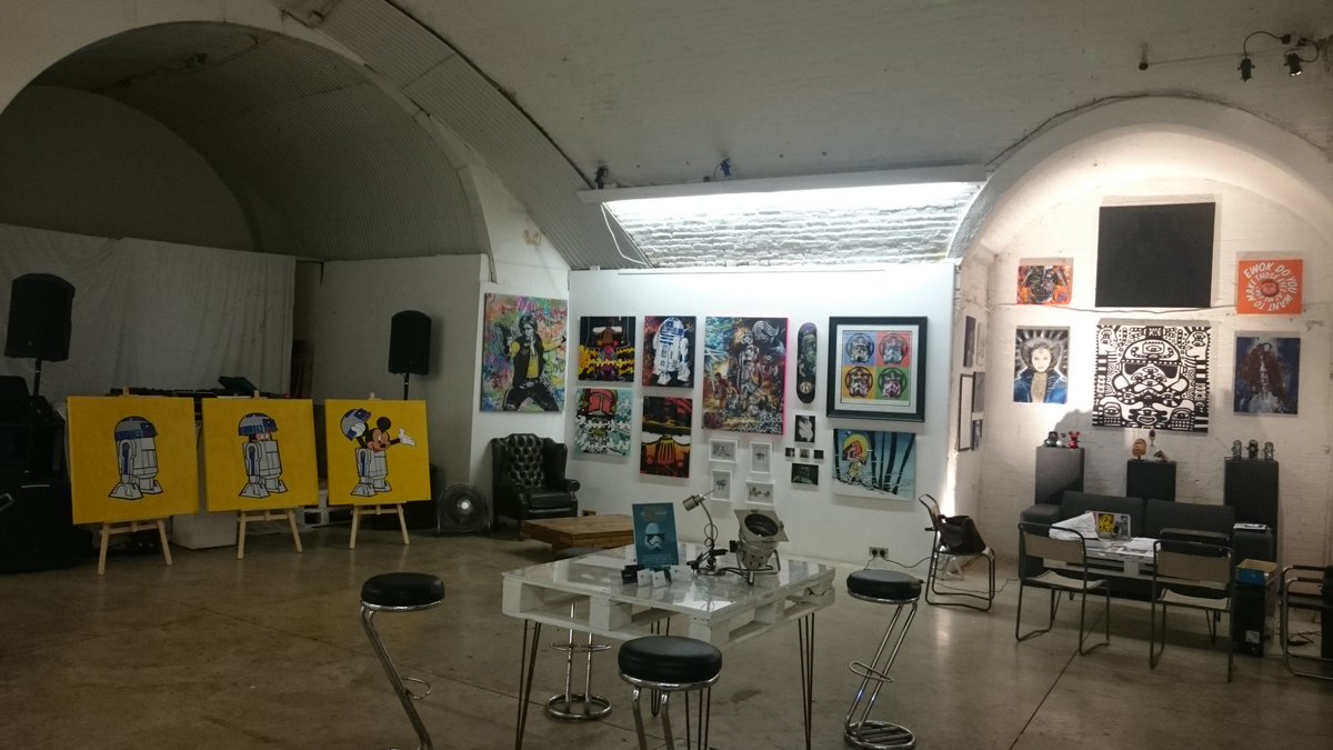 IncandescentArt's tweet photo. Last two days of the #StarWars Show #TheARTISTAwakens at @UNDERDOGARTCO today 11-5pm - Sunday 10th 11am-5pm. https://t.co/mhhUFIRuMs