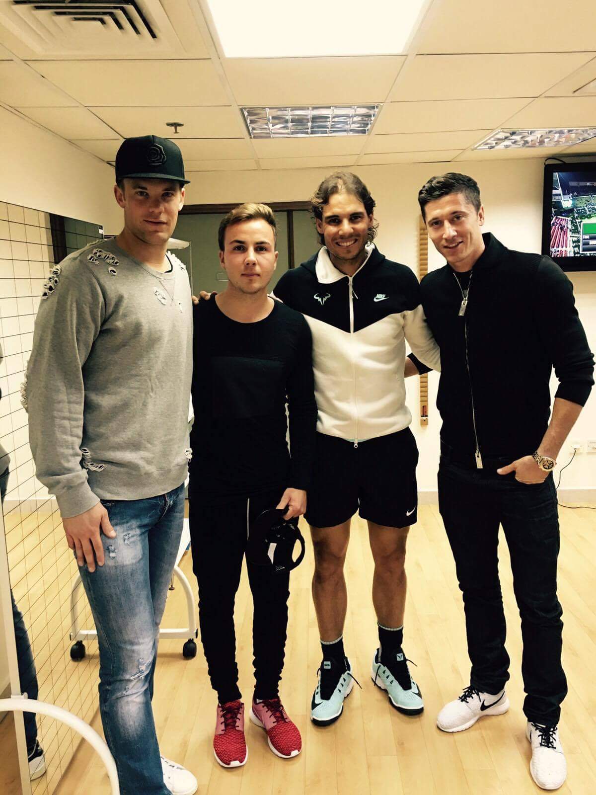 Robert Lewandowski On Twitter Atp Final Rafaelnadal Mariogoetze Manuel Neuer Https T Co Snjwjkxytn