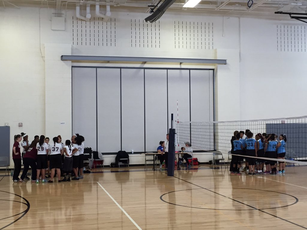 isruth's tweet photo. The white team won but still  #gojets https://t.co/5cP7qUz22A