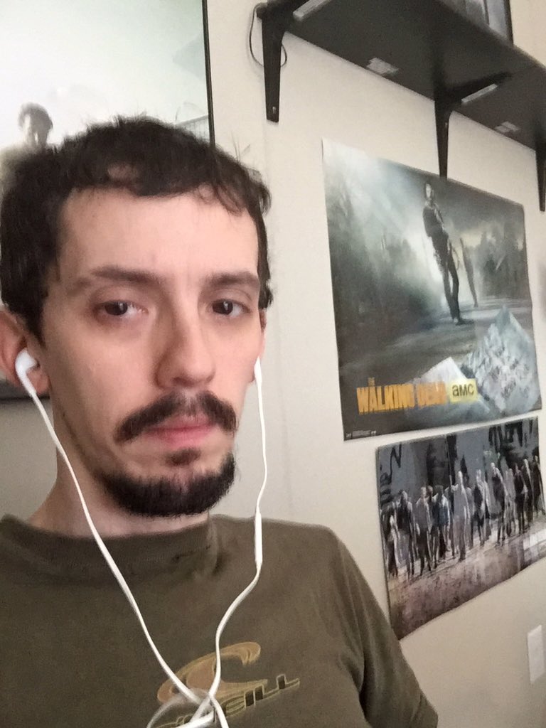 ZombieRobertH's tweet image. Thank you all for the well wishes feeling little better #twd #gettingbackinthegame