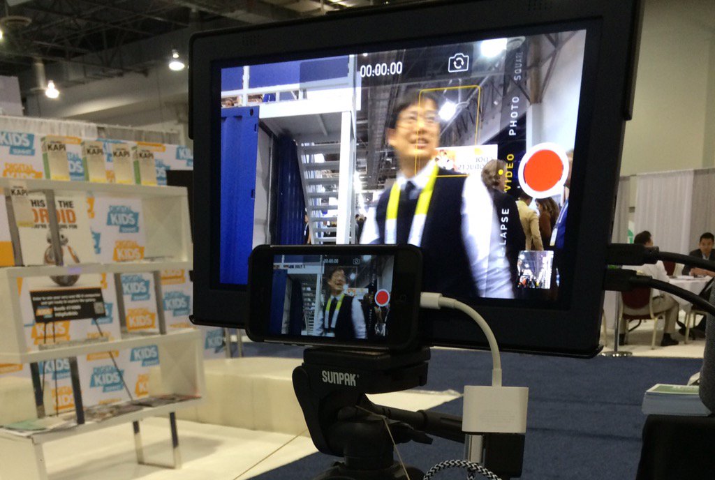 Good morning #ces2016 we are back at the sands expo booth #74966 for another day of showcasing our portable monitors