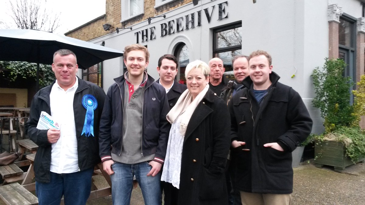 Thank you to <a href="/JackieDP/">Jackie Doyle-Price</a> and <a href="/ZacGoldsmith/">Zac Goldsmith</a> team for joining us in Walworth! People fed up with Labour regen approach