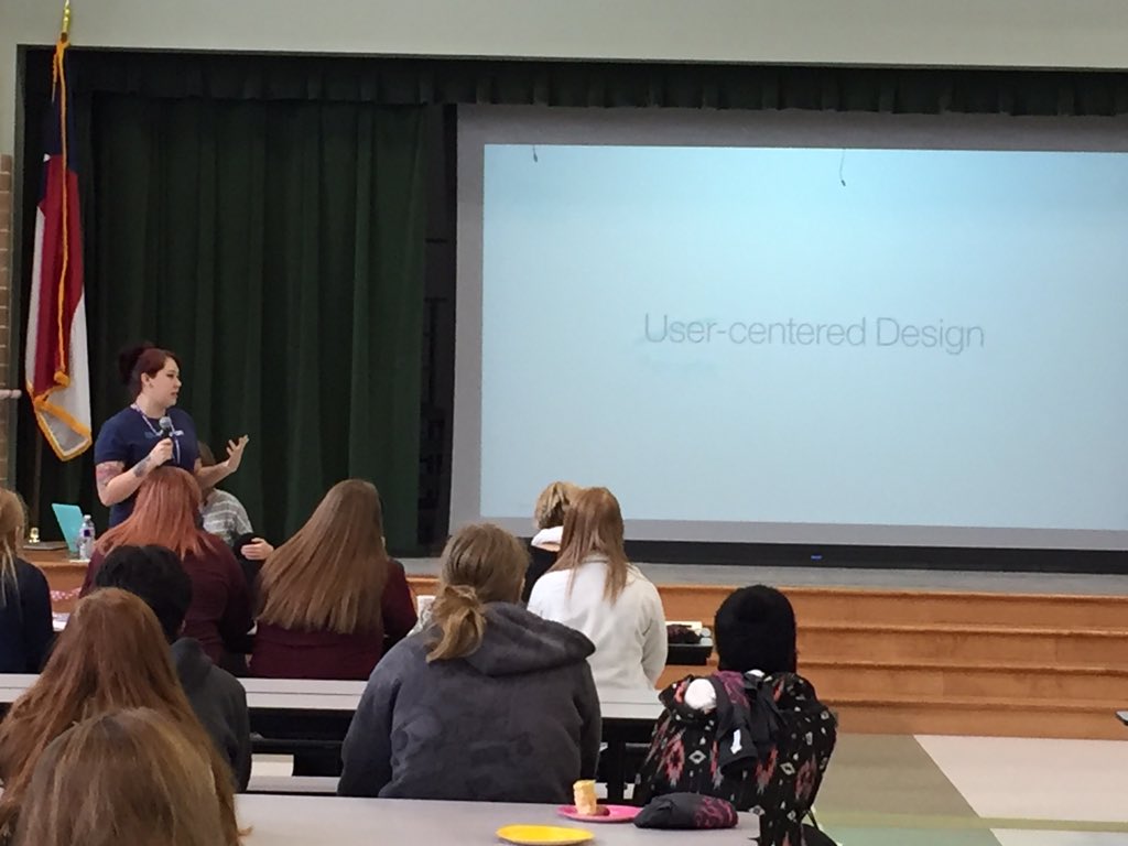 triciaabecker's tweet image. Post it notes, sharpies and whiteboards oh my! #designthinking w/ Jessica Tremblay of @IBMWatson 4 #countrygirlscode