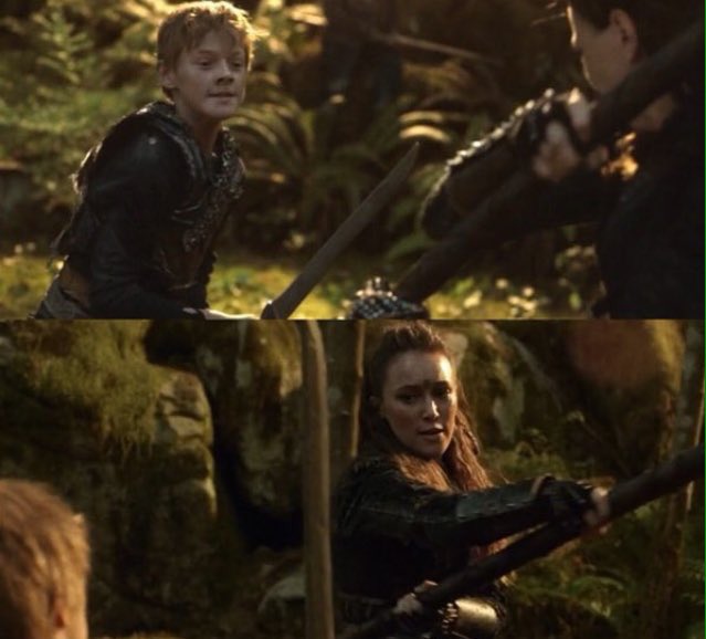 httpelycia's tweet photo. IF THIS IS LEXA TEACHING TO THIS BOY IN POLIS I'M GONNA SCREAM. #The100Season3 https://t.co/i0t5vUcsSR