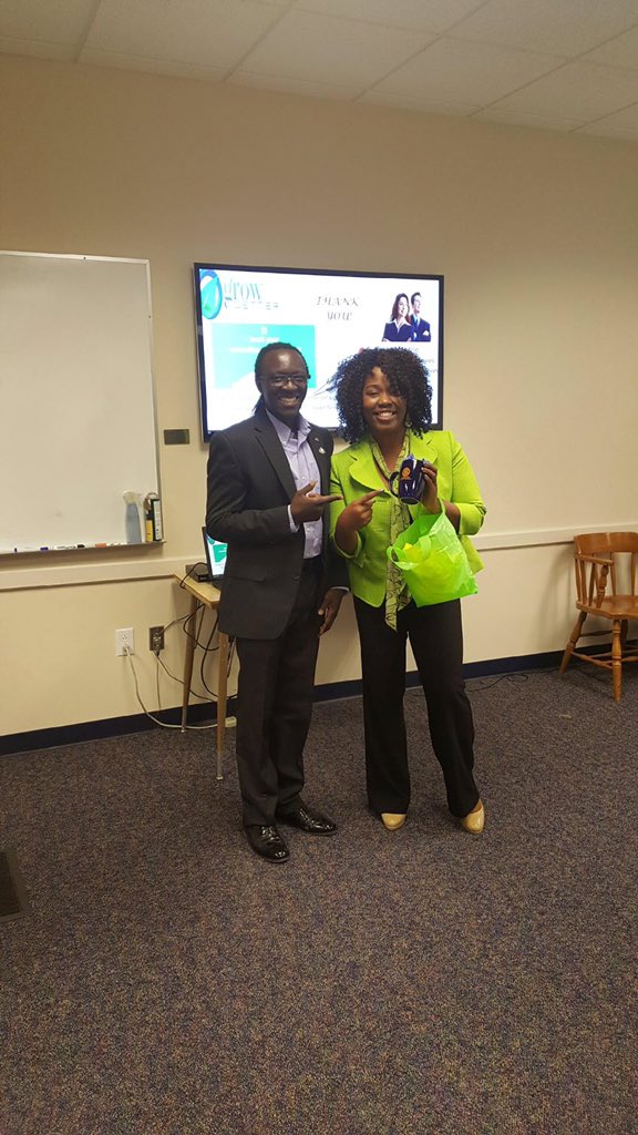 DawnNicole360's tweet photo. Awarded sharing my new premium strategic brand GROWGETTER! #GROWGETTERMOVES #CHIEFGROWGETTER #WINNING #DAWNNICOLE360 https://t.co/yXT9HYwLUq