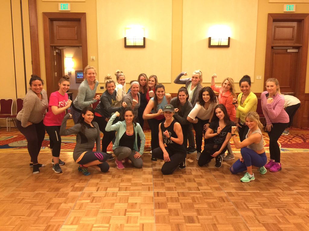 GaebriKelley's tweet photo. 3 hours of GEMfitness classes at TDEA!!!💙💪🏼 #tdea #tdea2016 #sweatysaturday #MUV678 #GEMfitness #GEMworkouts https://t.co/x7KLDWb59B