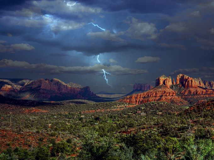 You can't do this just anywhere! Our 5 favorite 'Only in Arizona' experiences. azc.cc/1TLLOVL