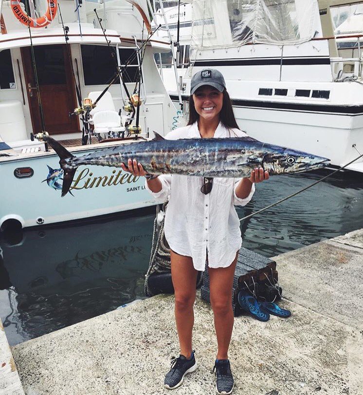 TheReaganTyler's tweet photo. 52 lbs of scales never smelled so good! Caught my first 'WAHOO' today 😋 #stlucia #sportfishing https://t.co/wWtQkDr2q2