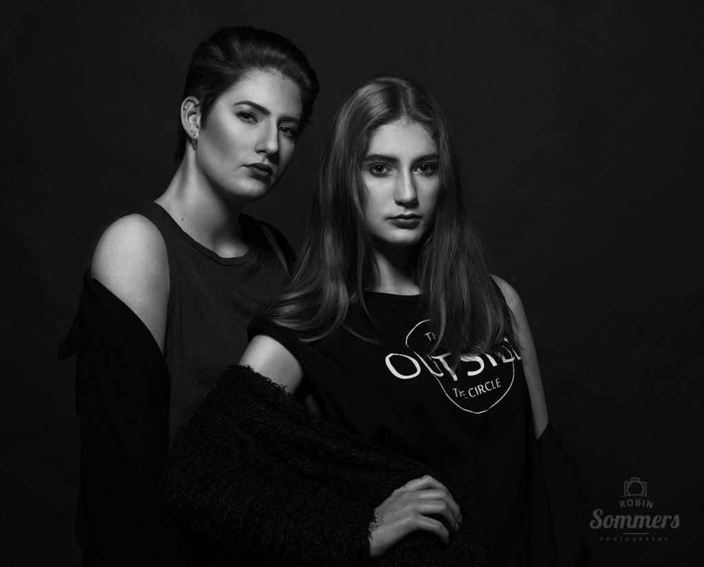 FSSommers's tweet photo. Klein Sisters #beauty #sisters #fashion @hedler @IamNikonNL @BowensFlash https://t.co/goh4ds9xn7