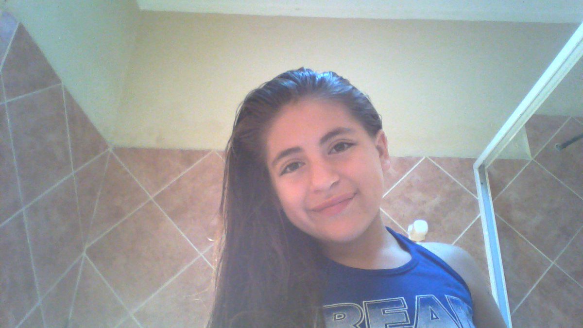 VikyNormal tweet picture